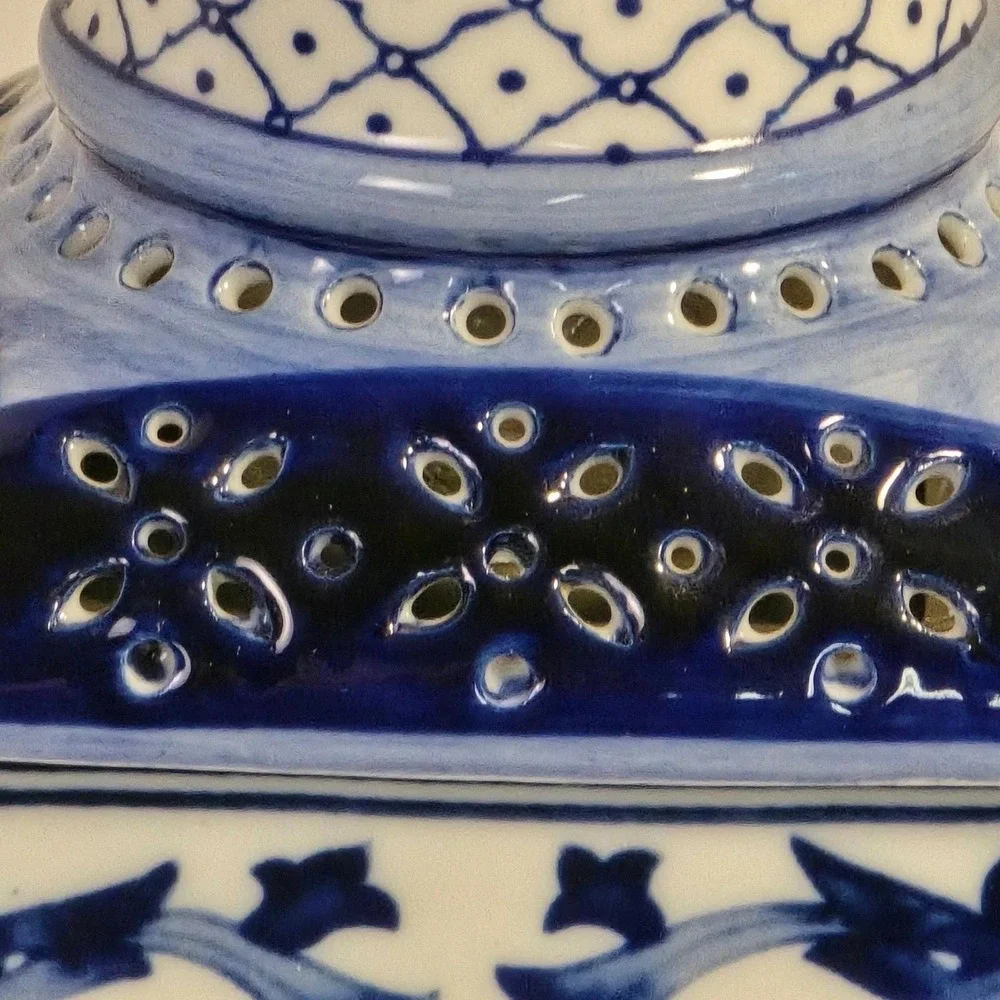 Blue and‎ White Chinoiserie Ceramic Ginger Jar OIL Burning lamp Gift mom friend